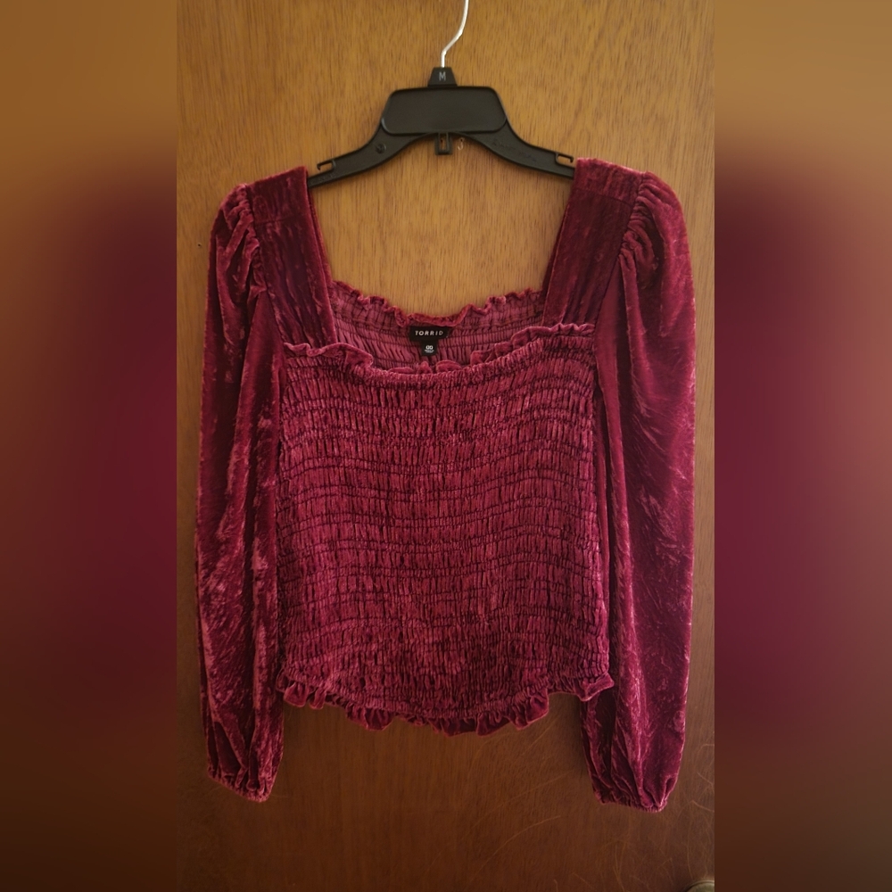 TORRID VELVET Burgundy Wine Pleated  Top Size 00 Princes Neckline